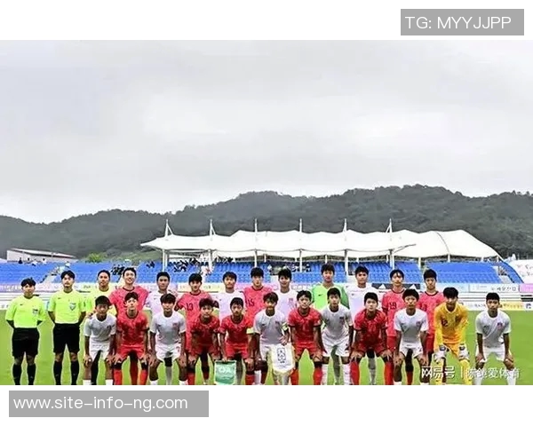 上海海港U15队大胜海门珂缔缘U15队七球狂胜展现青少年足球实力