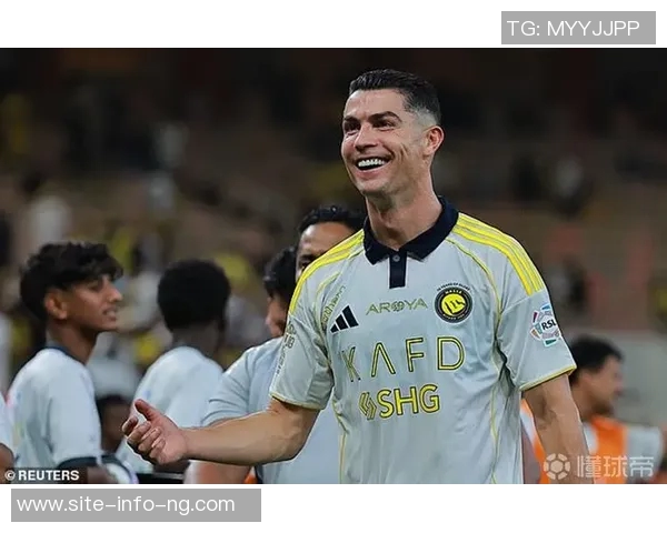 拳击教练：我很乐意和C罗坐下聊聊，我可以帮他提升心理素质